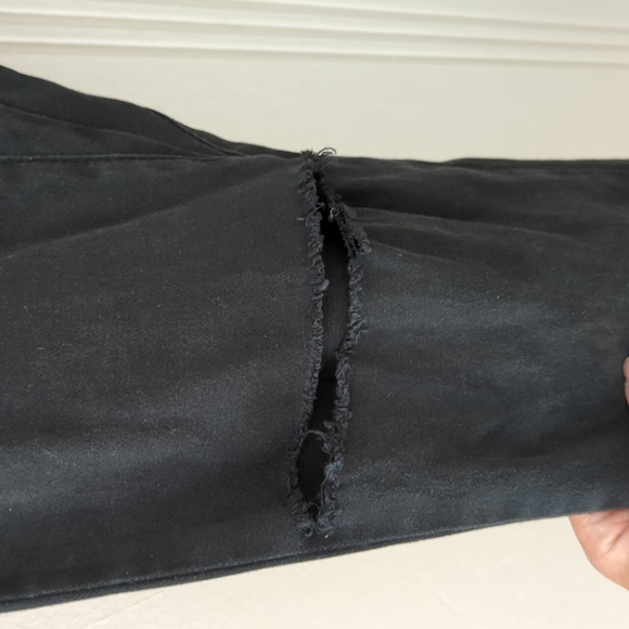 Lira black joggers with ripped knees in small - Picture 5 of 5